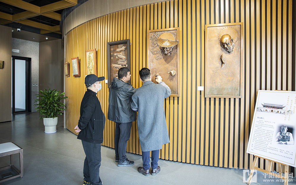 腾讯体育首个铜雕艺术展在南拳文化馆开展